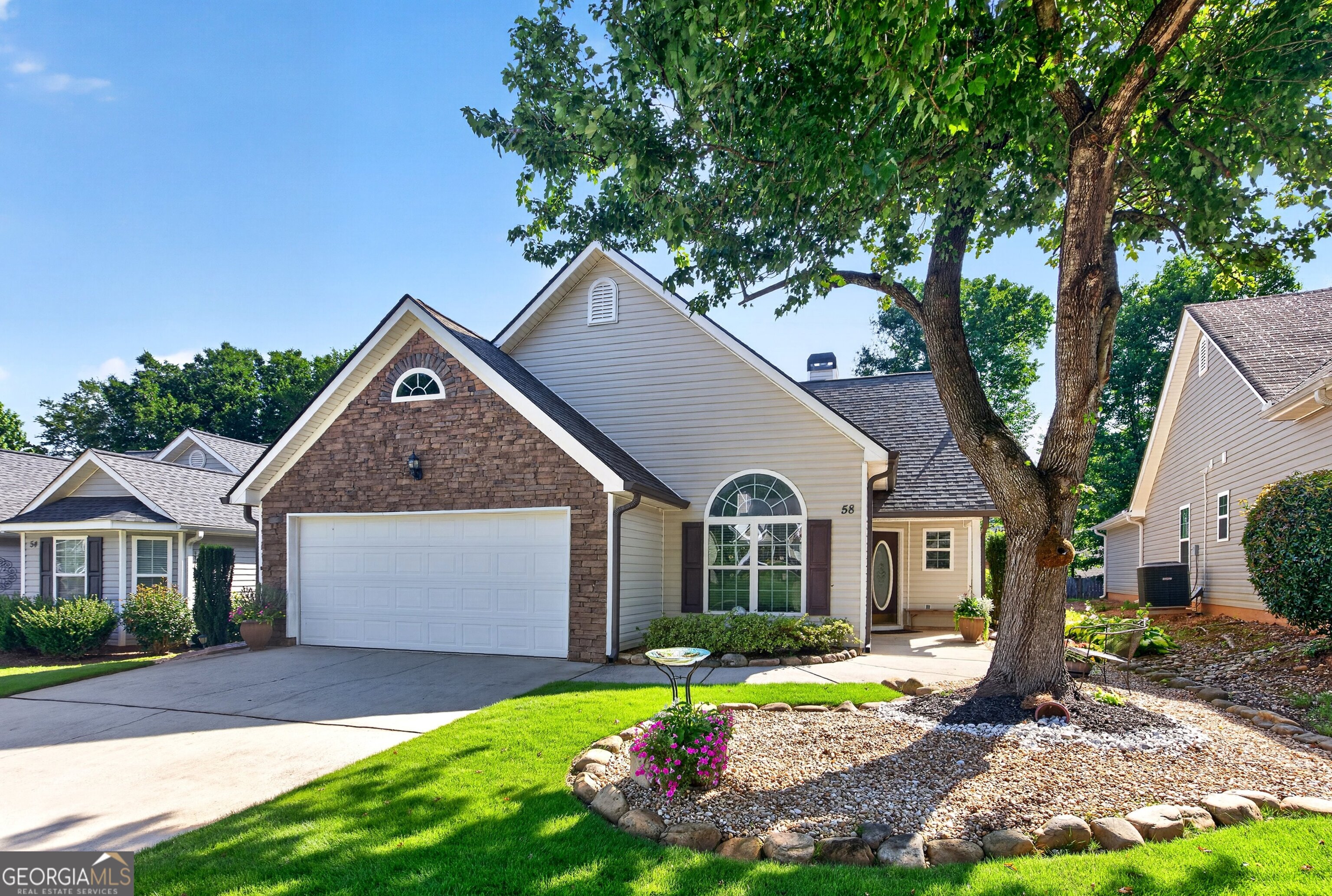 58 Green Spring Newnan, GA 30265 - Photo 2 of 48
