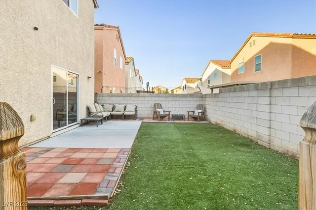$395,000 | 5690 Sentry Palm Court, Las Vegas, NV 89122