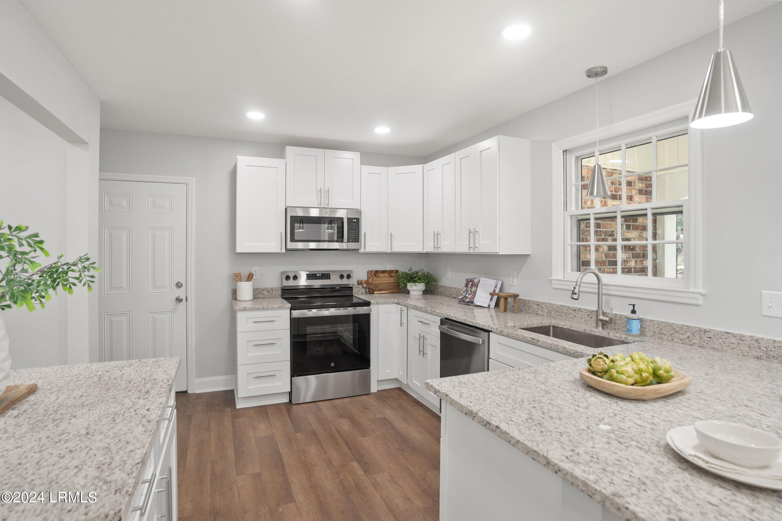 103 Fort Marion Road Beaufort, SC 29902 - Photo 8 of 43 DSC06306-145.jpg-SMALL