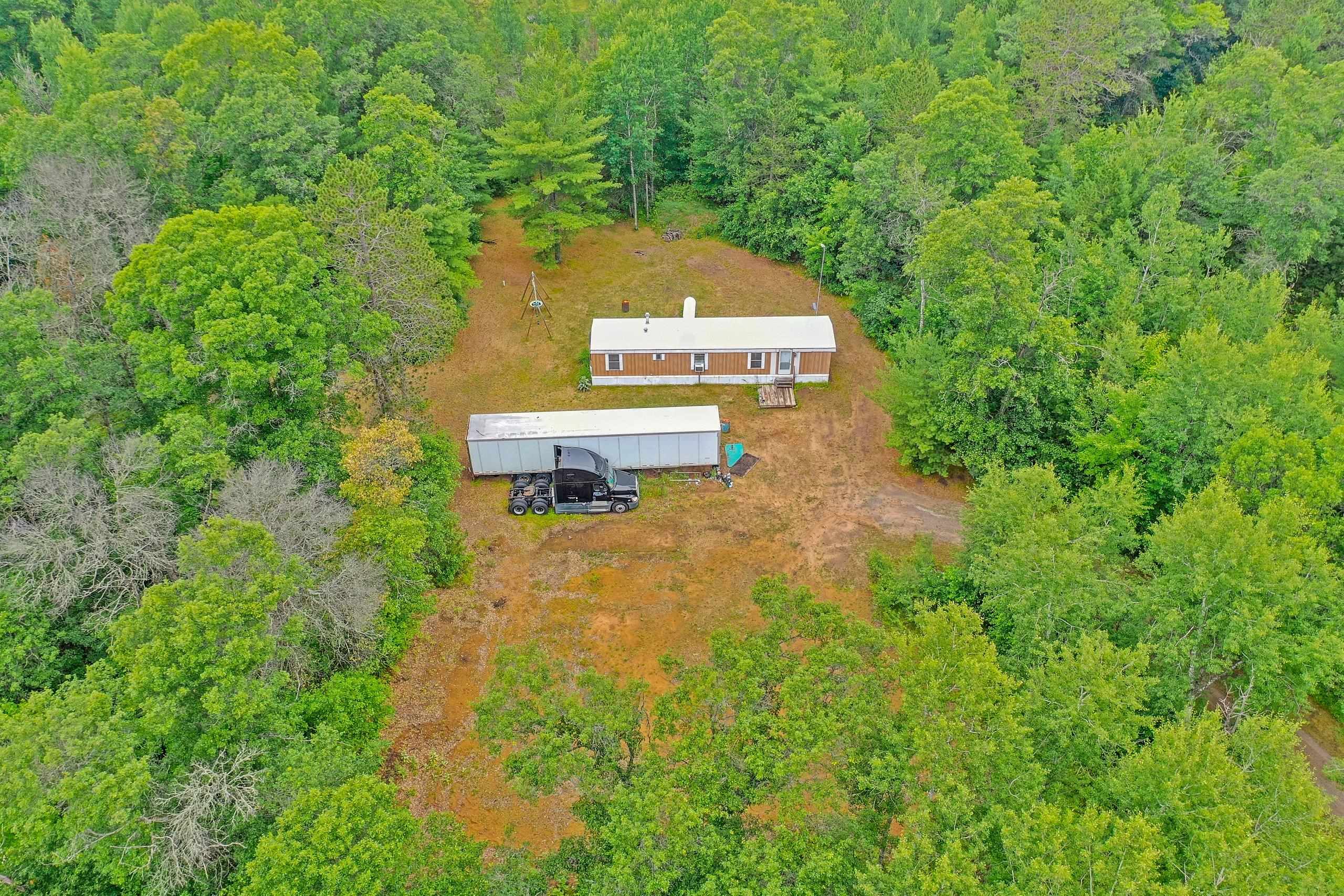 W5932 County Road R Niagara, WI 54151 - Photo 12 of 30