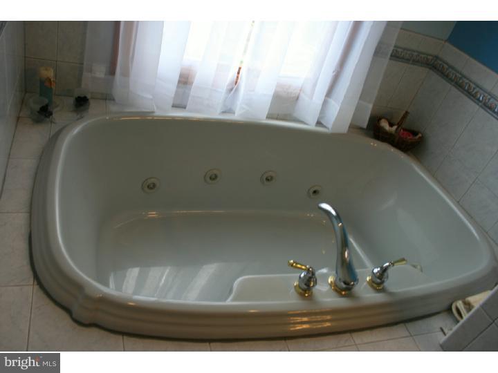 637 Groveville Road Hamilton, NJ 08620 - Photo 14 of 25 Master Bathroom