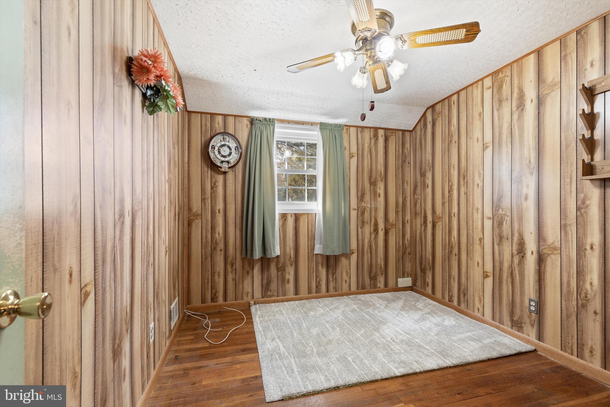 2826 Denley Place Silver Spring, MD 20906 - Photo 16 of 30 BR #3 on main level