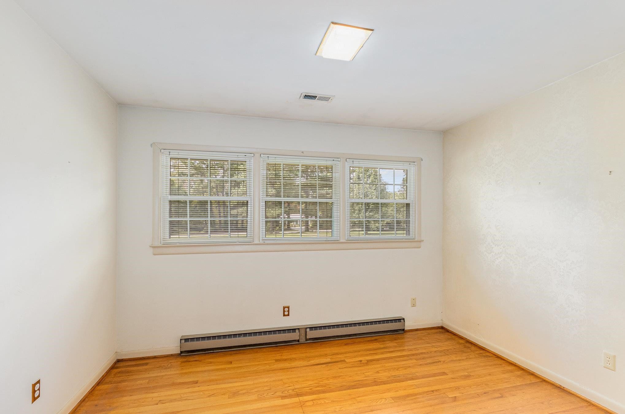 4800 Kyle Drive Raleigh, NC 27616 - Photo 27 of 36 an empty room with a window