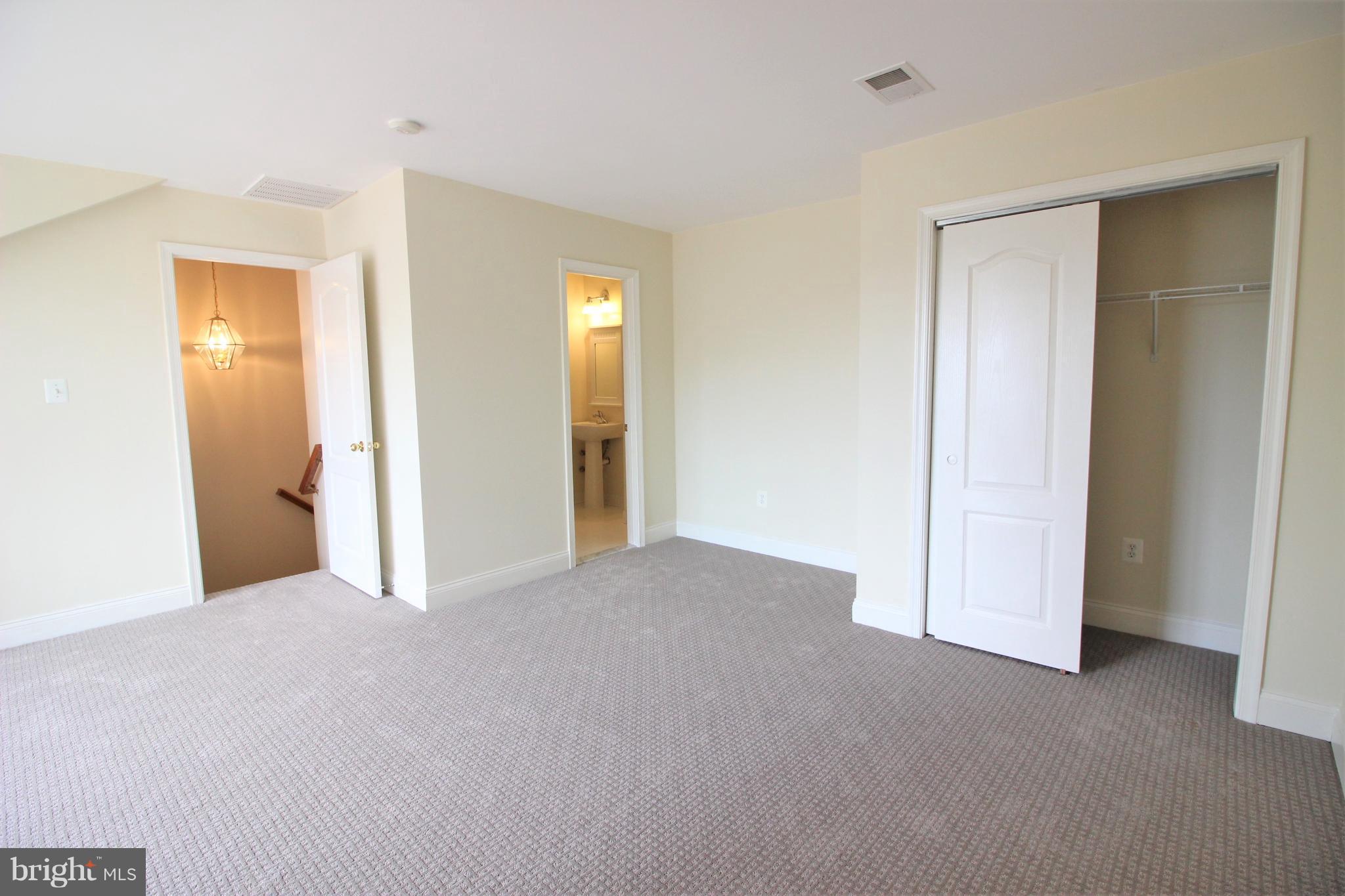 23612 Public House Road Clarksburg, MD 20871 - Photo 21 of 30 Upper Level II - Bedroom 4 of 5 - New Carpet