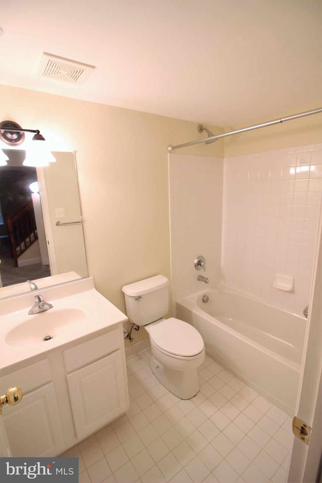 23612 Public House Road Clarksburg, MD 20871 - Photo 27 of 30 Basement Bathroom 4 of 4.5