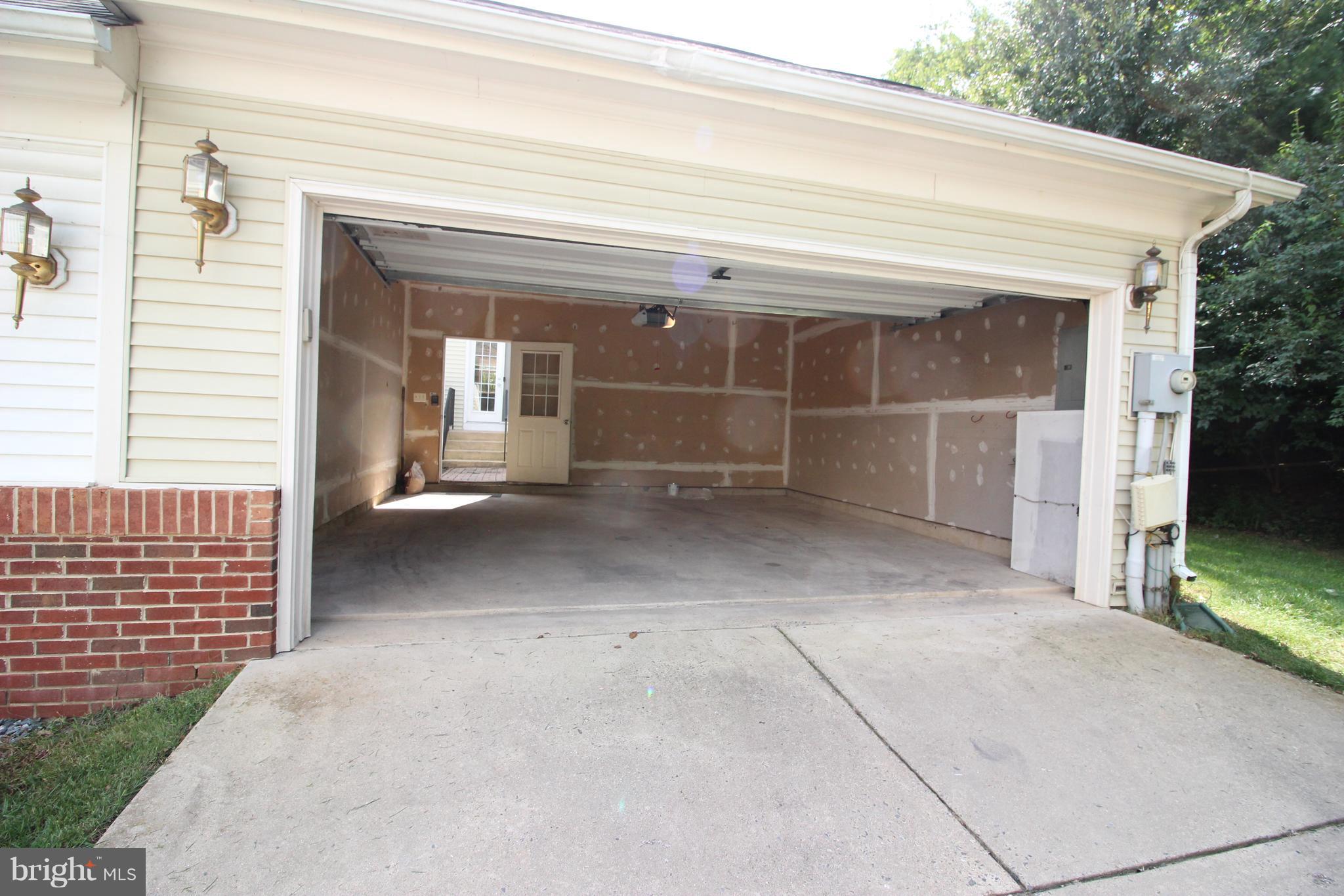 23612 Public House Road Clarksburg, MD 20871 - Photo 29 of 30 Large 2-Car Detached Garage