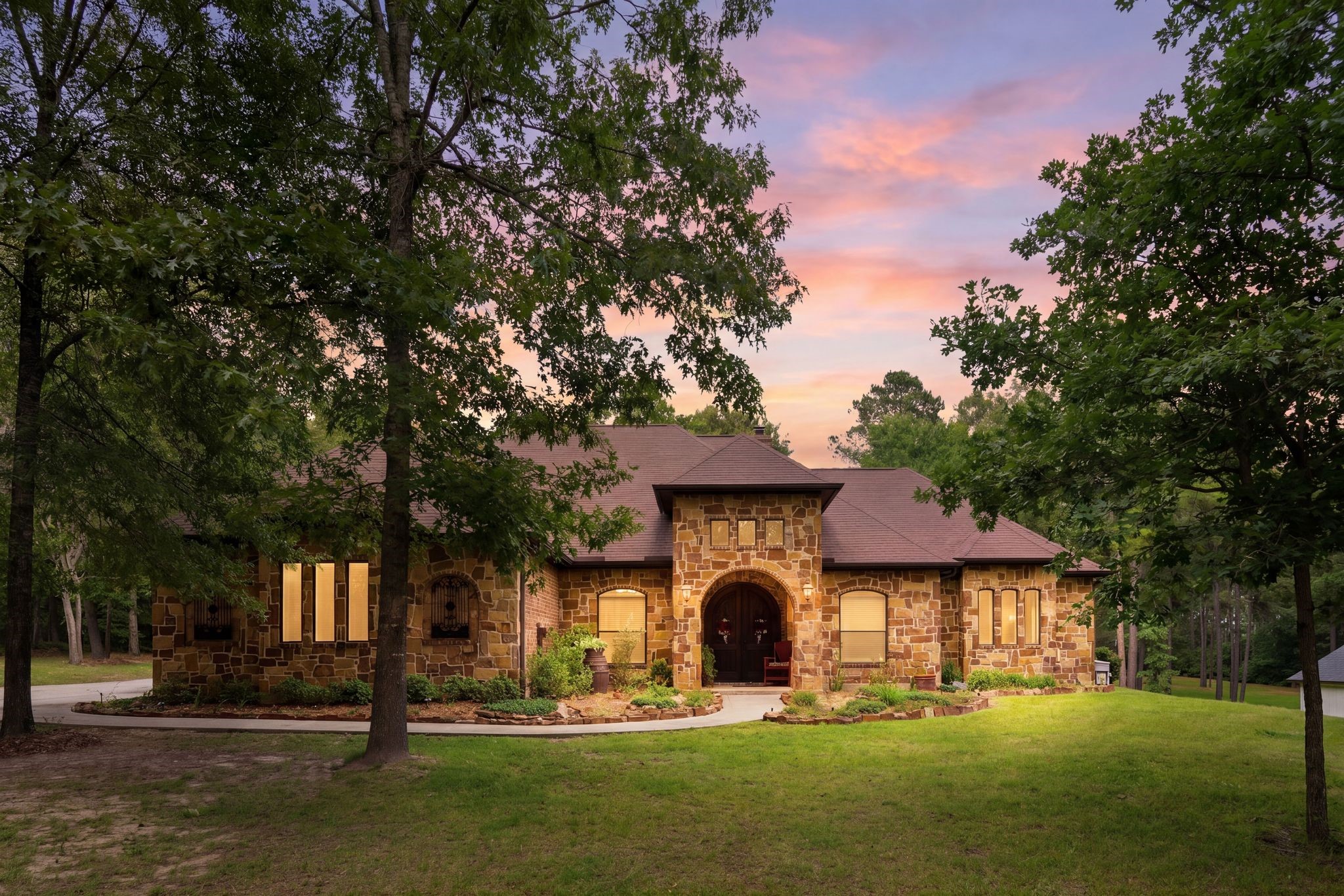 156 Dedication Trail Huntsville, TX 77340 - Photo 1 of 50
