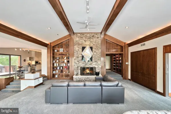 $1,300,000 | 174 Springhouse Lane, Spring Grove, PA 17362