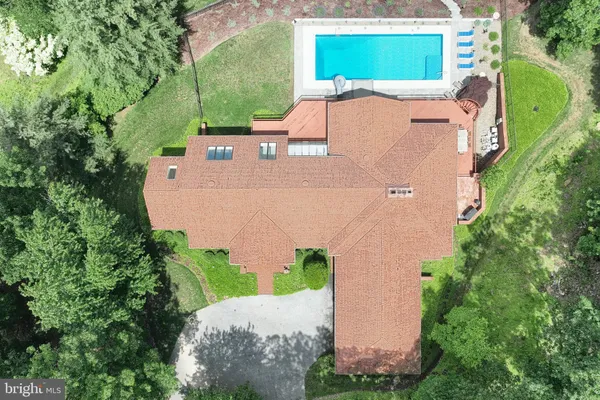 $1,300,000 | 174 Springhouse Lane, Spring Grove, PA 17362