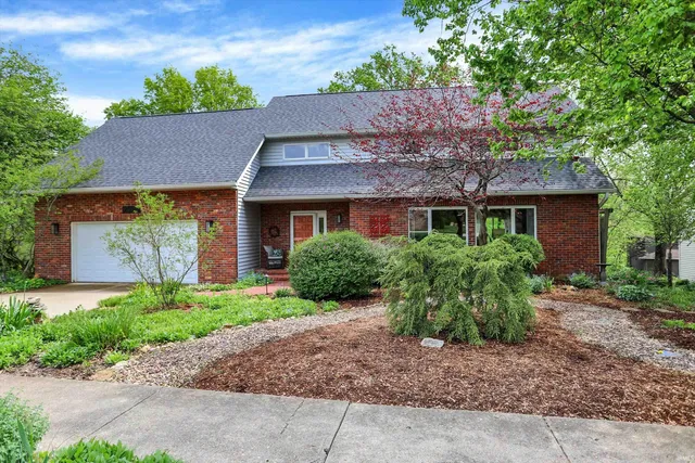 $499,000 | 2910 East Winston Street, Bloomington, IN 47401