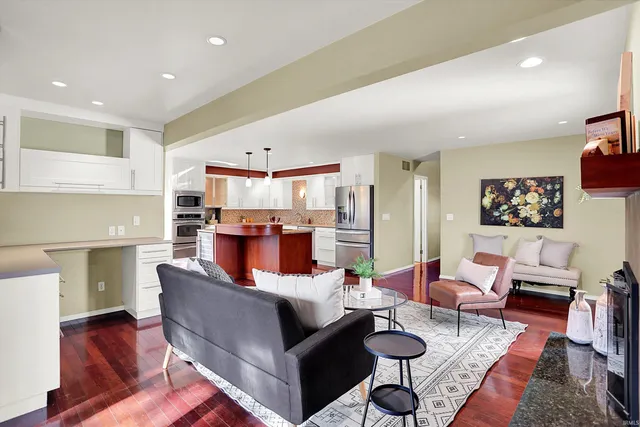 $499,000 | 2910 East Winston Street, Bloomington, IN 47401