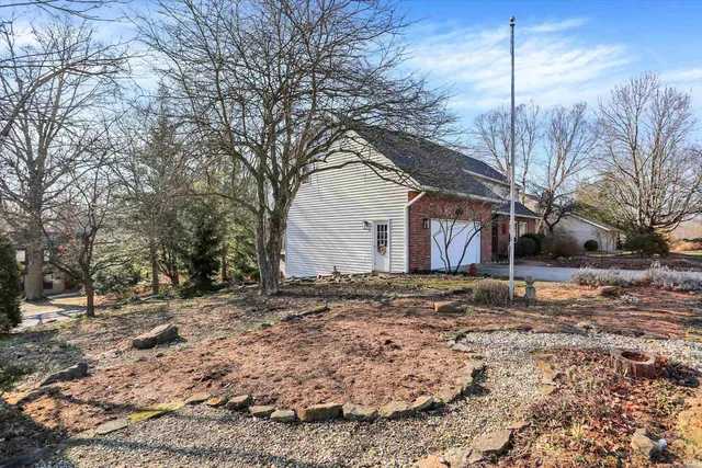 $499,000 | 2910 East Winston Street, Bloomington, IN 47401