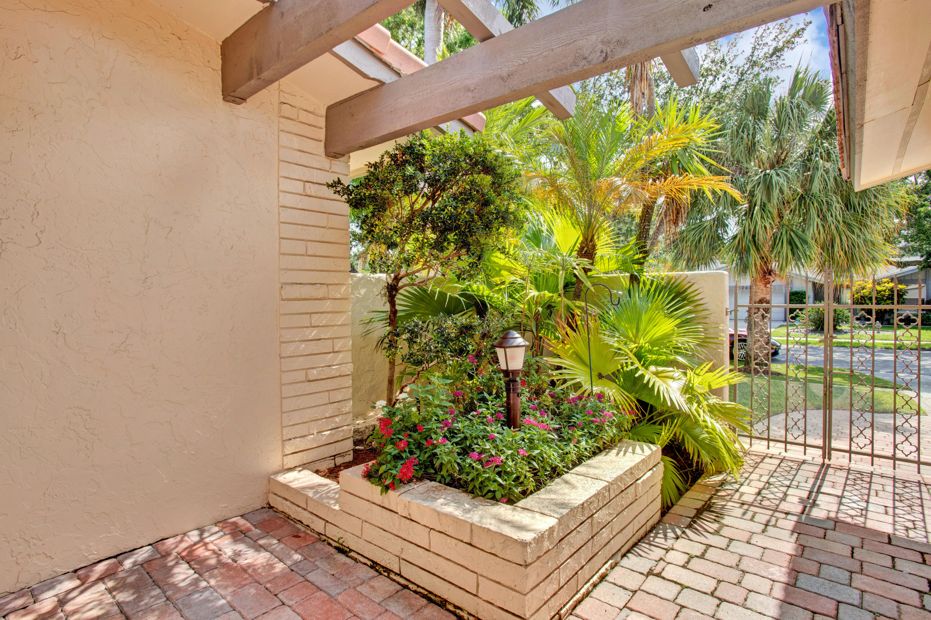 3069 Northwest 25th Way Boca Raton, FL 33434 - Photo 5 of 61 IMG_2410_1_2_3_4