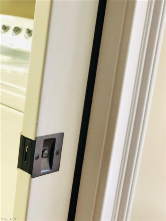 150 Jd Essick Road Lexington, NC 27295 - Photo 24 of 49 Pocket door leading to laundry room