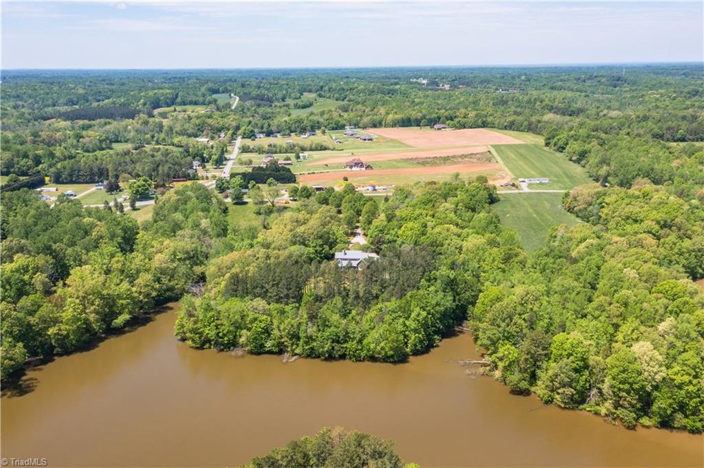 150 Jd Essick Road Lexington, NC 27295 - Photo 45 of 49 Gallery Image 45