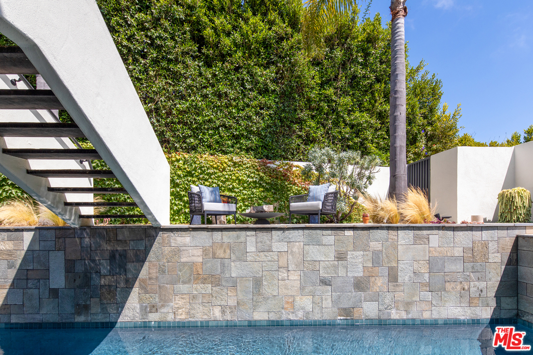 640 East Channel Road Santa Monica, CA 90402 - Photo 34 of 45