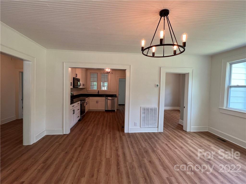 1548 Kings Road Shelby, NC 28150 - Photo 9 of 27 Gallery Image 9