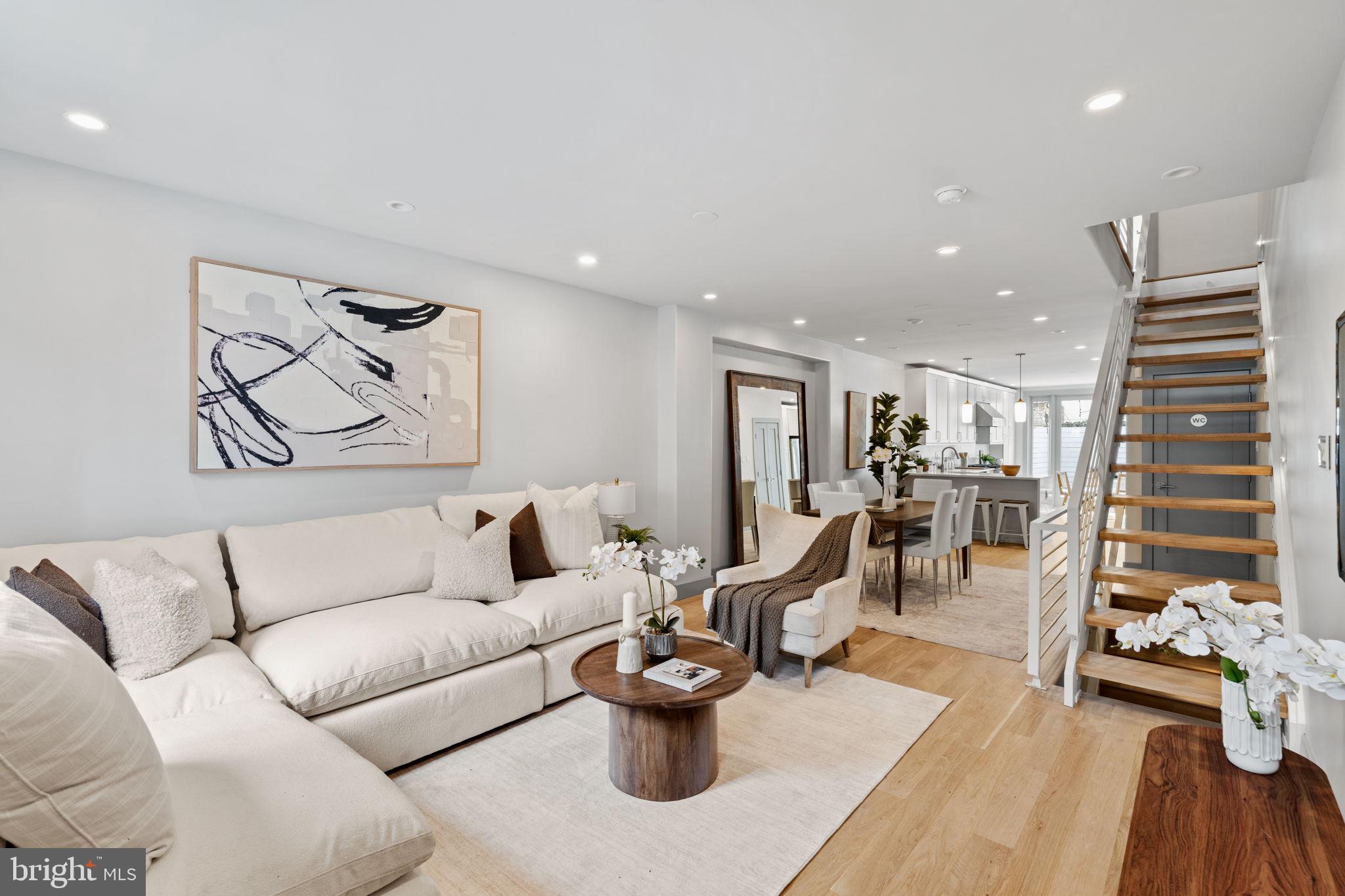 2426 Pine Street Philadelphia, PA 19103 - Photo 2 of 35