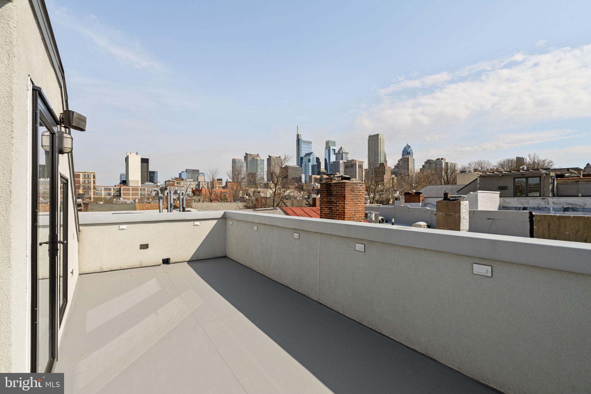 2426 Pine Street Philadelphia, PA 19103 - Photo 31 of 35