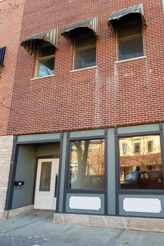 $1,175 | 525 Franklin Street, Unit 2, Michigan City, IN 46360