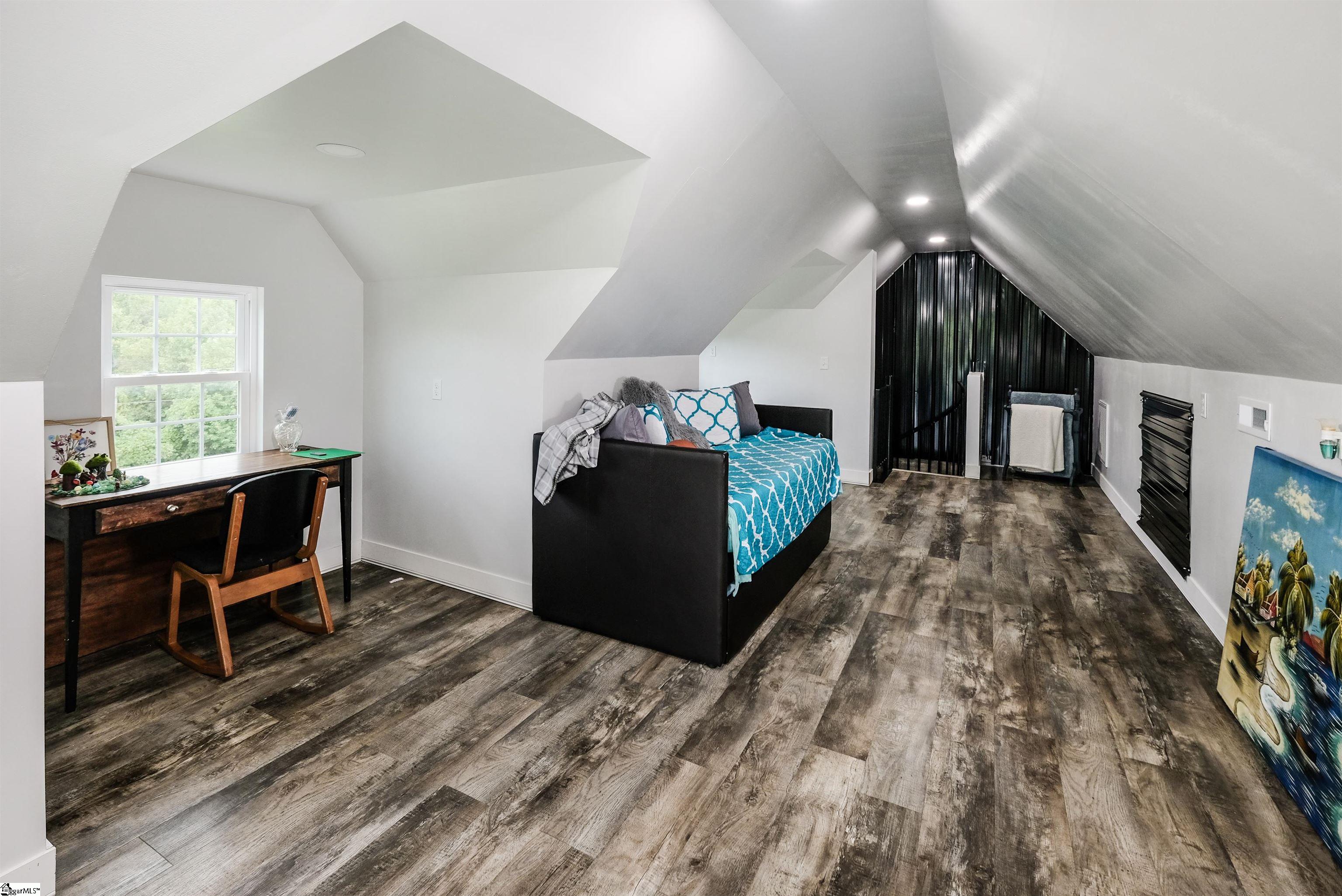 331 Griggs Road Six Mile, SC 29682 - Photo 14 of 34