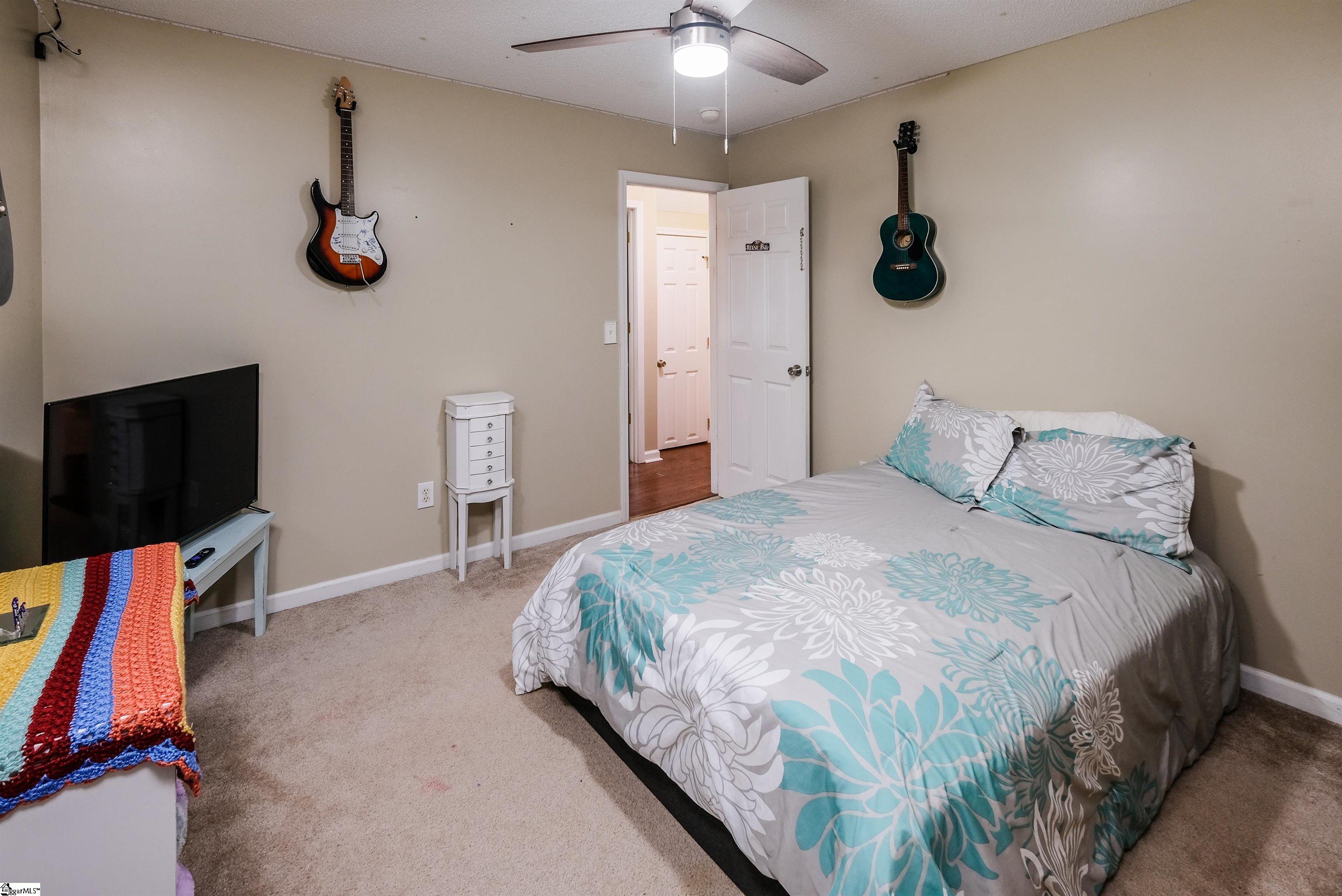 331 Griggs Road Six Mile, SC 29682 - Photo 17 of 34