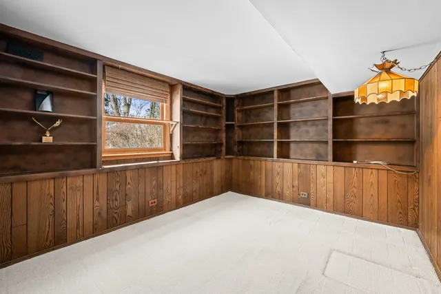 $399,000 | 496 Raupp Boulevard, Buffalo Grove, IL 60089