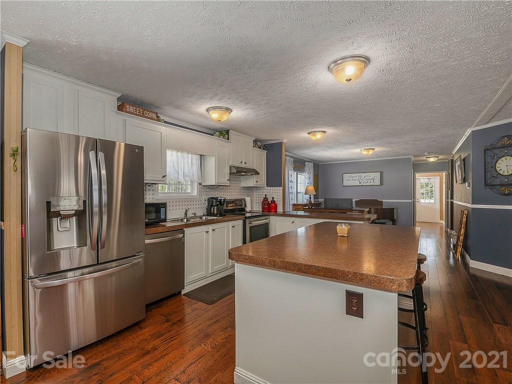 25 Rr 1 Fletcher, NC 28732 - Photo 5 of 28 Gallery Image 5