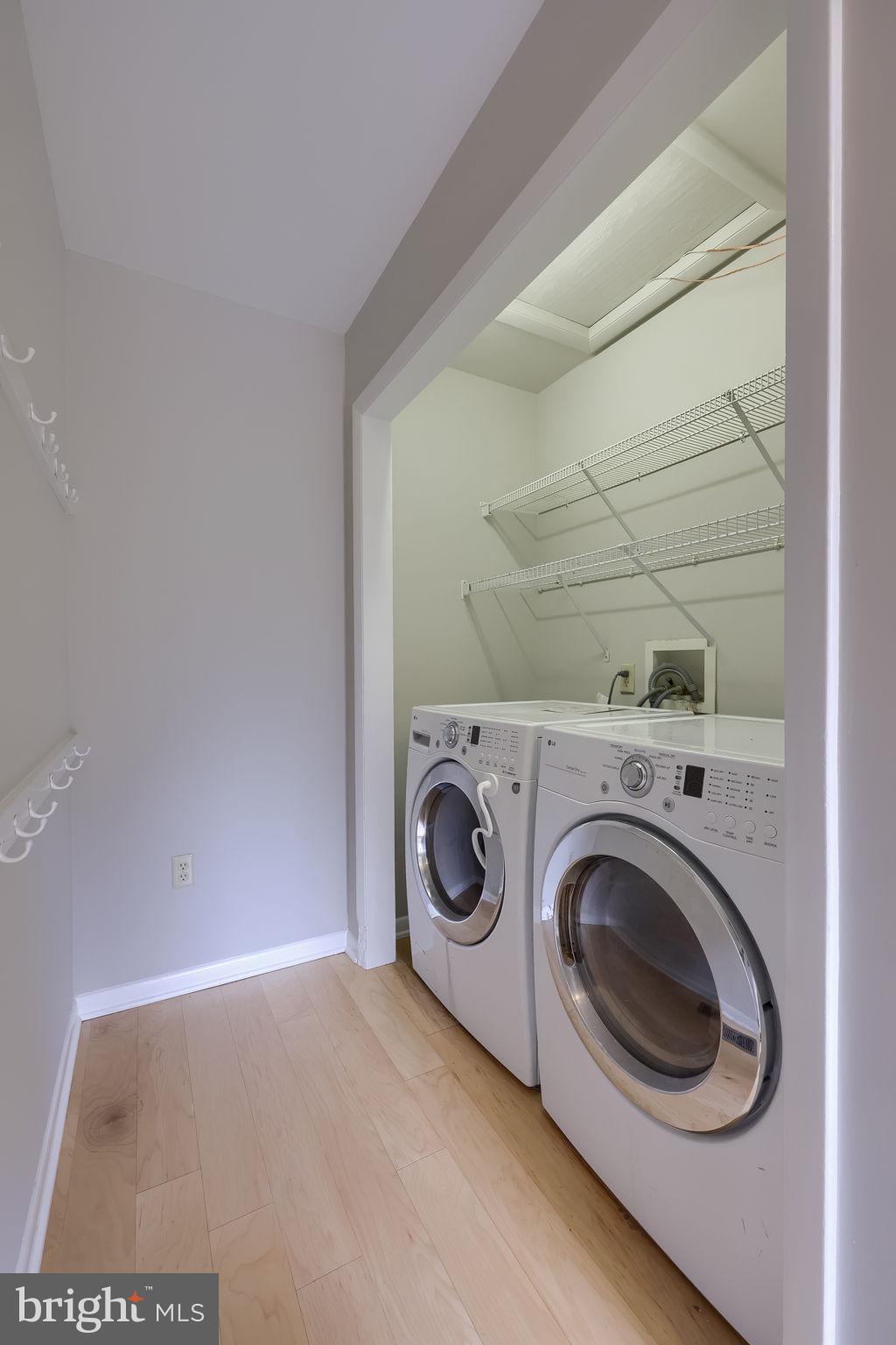 421 Longmeadow Road Lancaster, PA 17601 - Photo 18 of 44 a utility room with dryer and washer