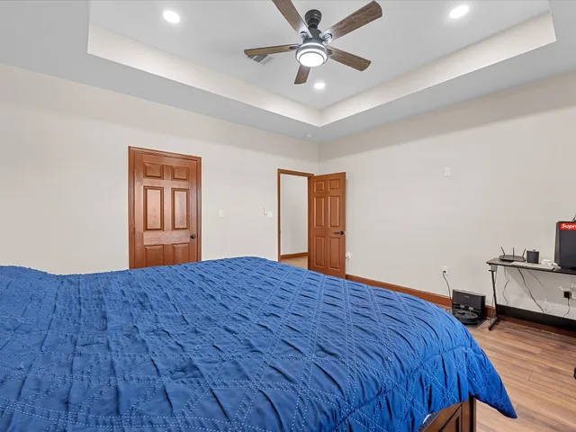 $949,900 | 886 Zilss Road, La Grange, TX 78945