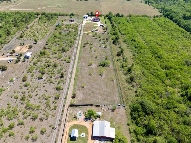 $949,900 | 886 Zilss Road, La Grange, TX 78945