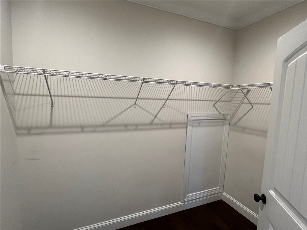 608 Holly Street St. Simons Island, GA 31522 - Photo 8 of 17