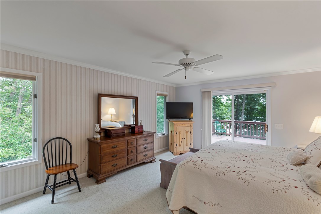 630 Seminole Point Road Fair Play, SC 29643 - Photo 25 of 47 Master Bedroom