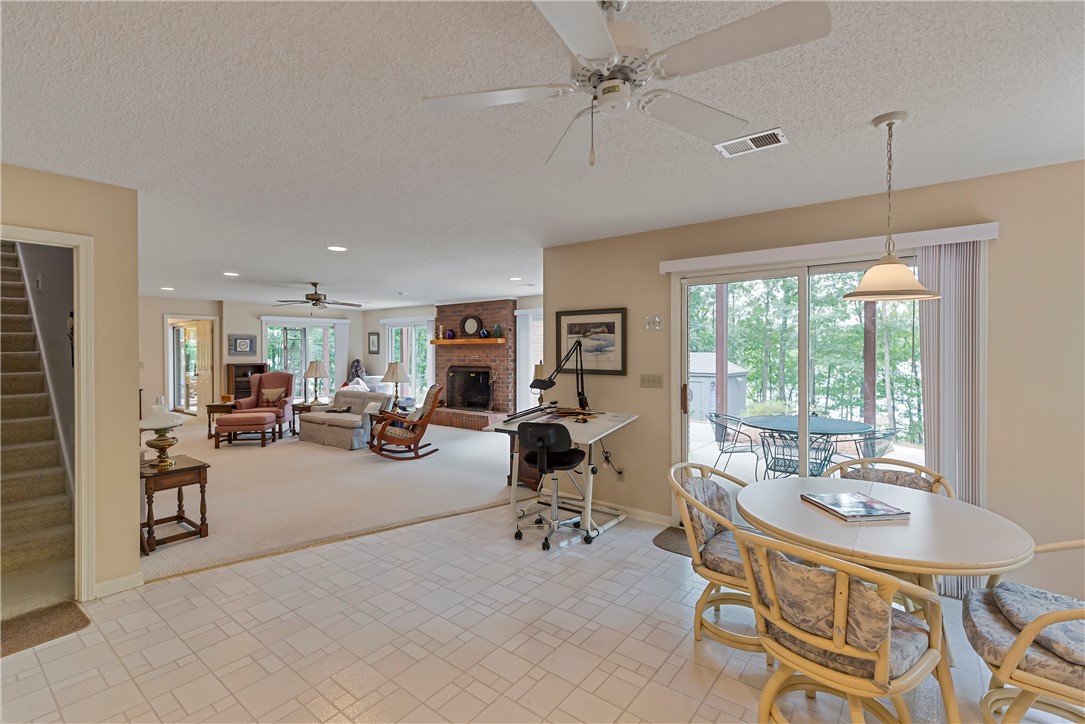 630 Seminole Point Road Fair Play, SC 29643 - Photo 39 of 47 Gallery Image 39