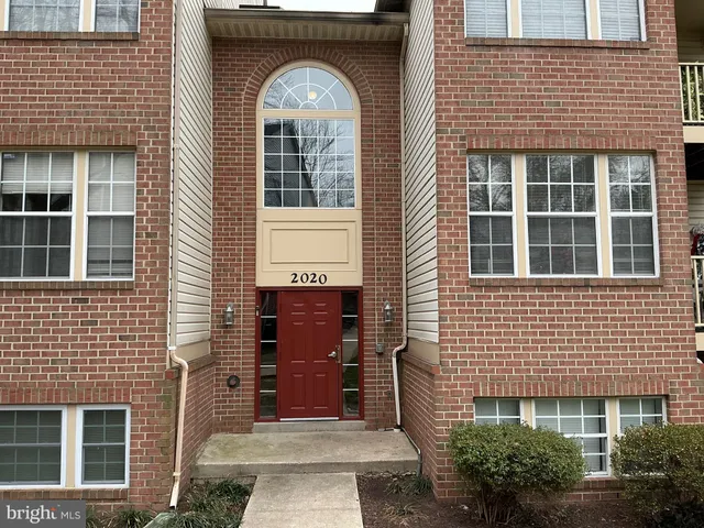 $2,285 | 2020 Alice Avenue, Unit 2020204, Oxon Hill, MD 20745