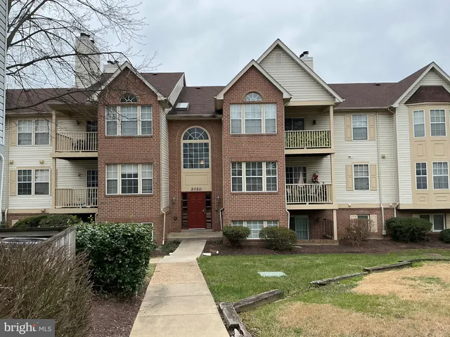 $2,285 | 2020 Alice Avenue, Unit 2020204, Oxon Hill, MD 20745