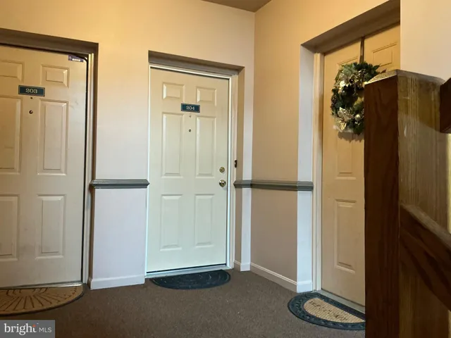 $2,285 | 2020 Alice Avenue, Unit 2020204, Oxon Hill, MD 20745