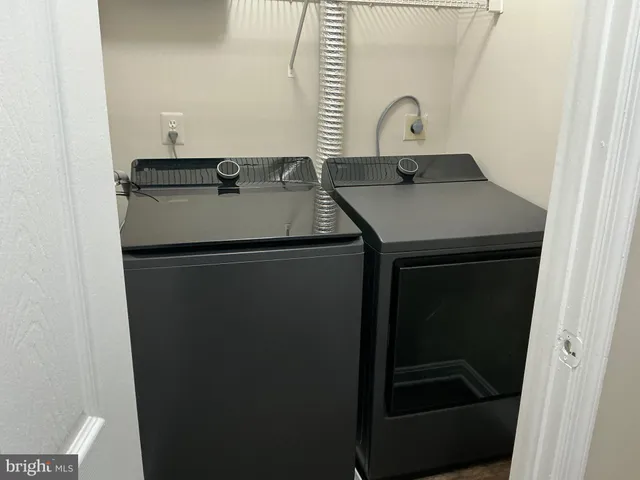 $2,285 | 2020 Alice Avenue, Unit 2020204, Oxon Hill, MD 20745