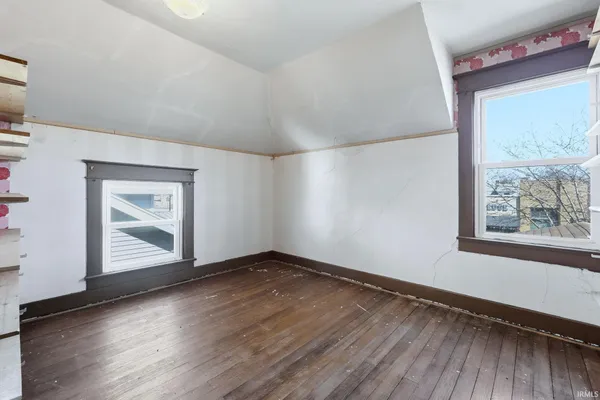 $174,900 | 622 Broadway Street, New Haven, IN 46774