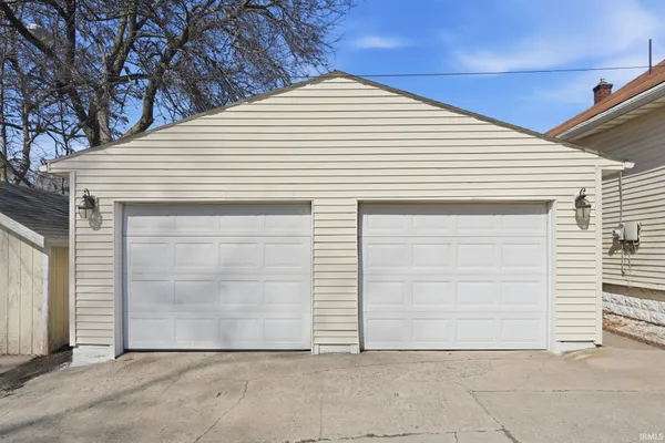 $174,900 | 622 Broadway Street, New Haven, IN 46774