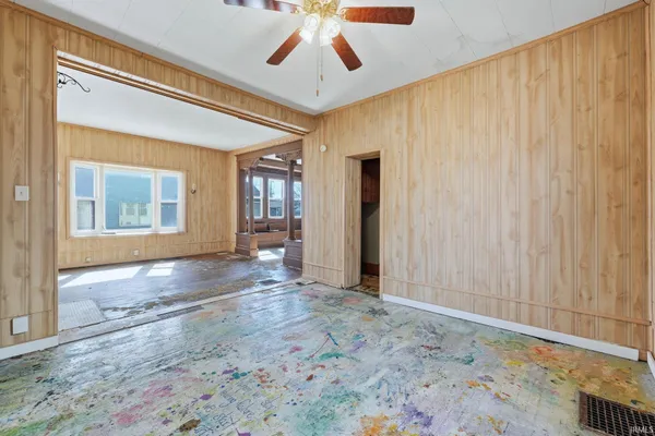 $174,900 | 622 Broadway Street, New Haven, IN 46774