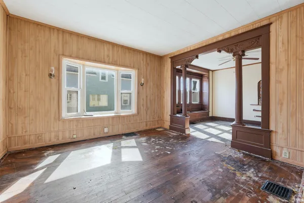 $174,900 | 622 Broadway Street, New Haven, IN 46774