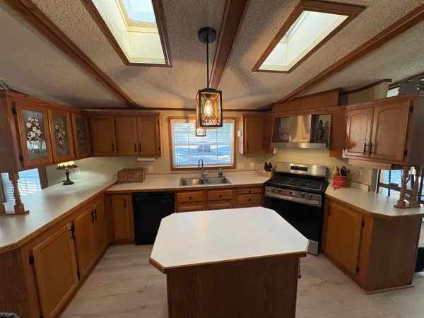 $329,900 | W6449 Old Lake Lane, Shawano, WI 54166