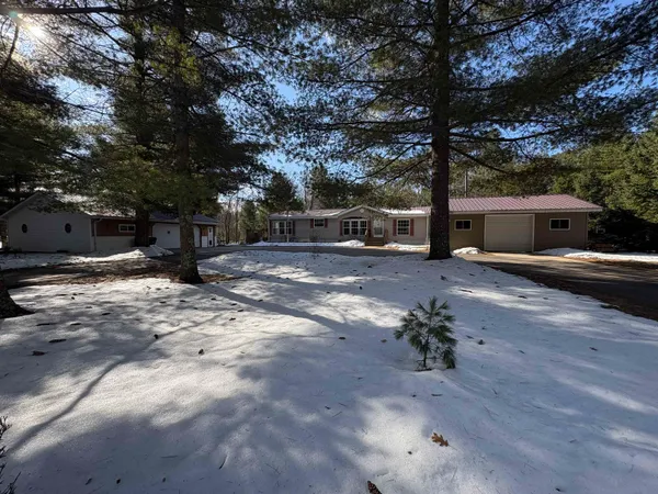 $329,900 | W6449 Old Lake Lane, Shawano, WI 54166