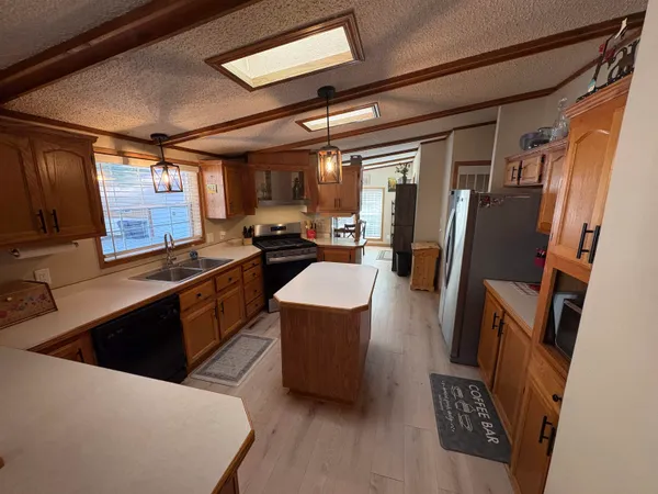 $329,900 | W6449 Old Lake Lane, Shawano, WI 54166