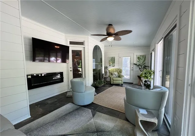 $644,500 | 24 Douglas Drive, Jefferson, GA 30549