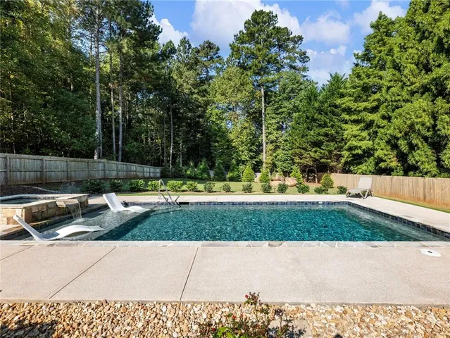 $644,500 | 24 Douglas Drive, Jefferson, GA 30549
