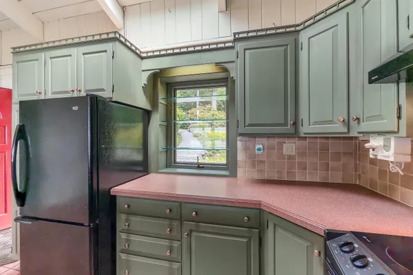 $1,200,000 | 47 Barter Point Road, St. George, ME 04860
