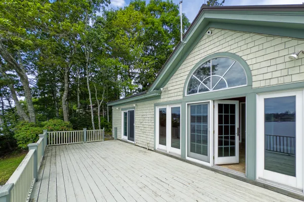 $1,200,000 | 47 Barter Point Road, St. George, ME 04860