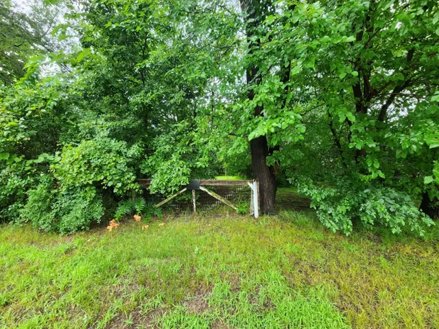 $28,000 | 109 South 7th Street, Avoca, WI 53506